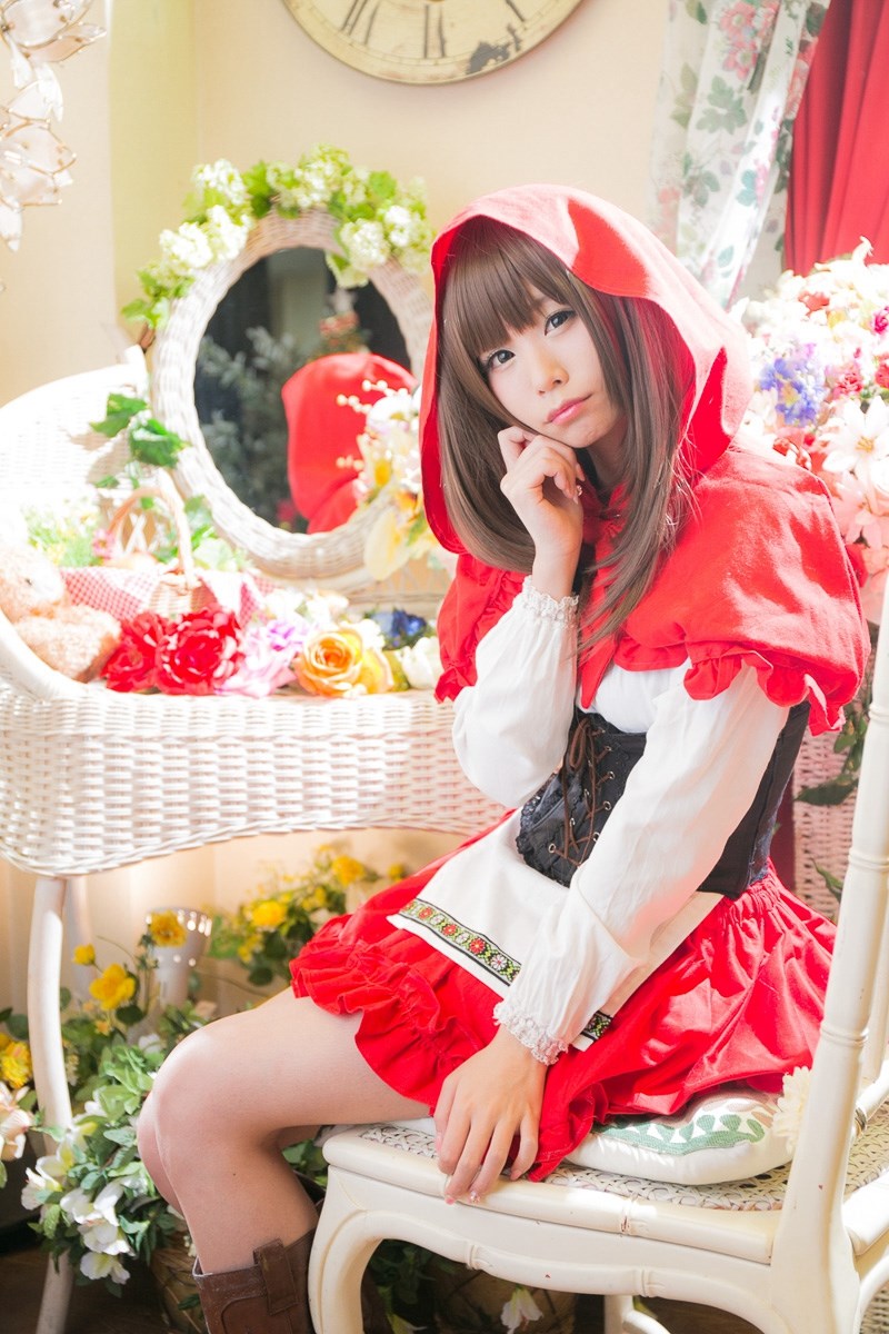 Cos little red riding hood(1)